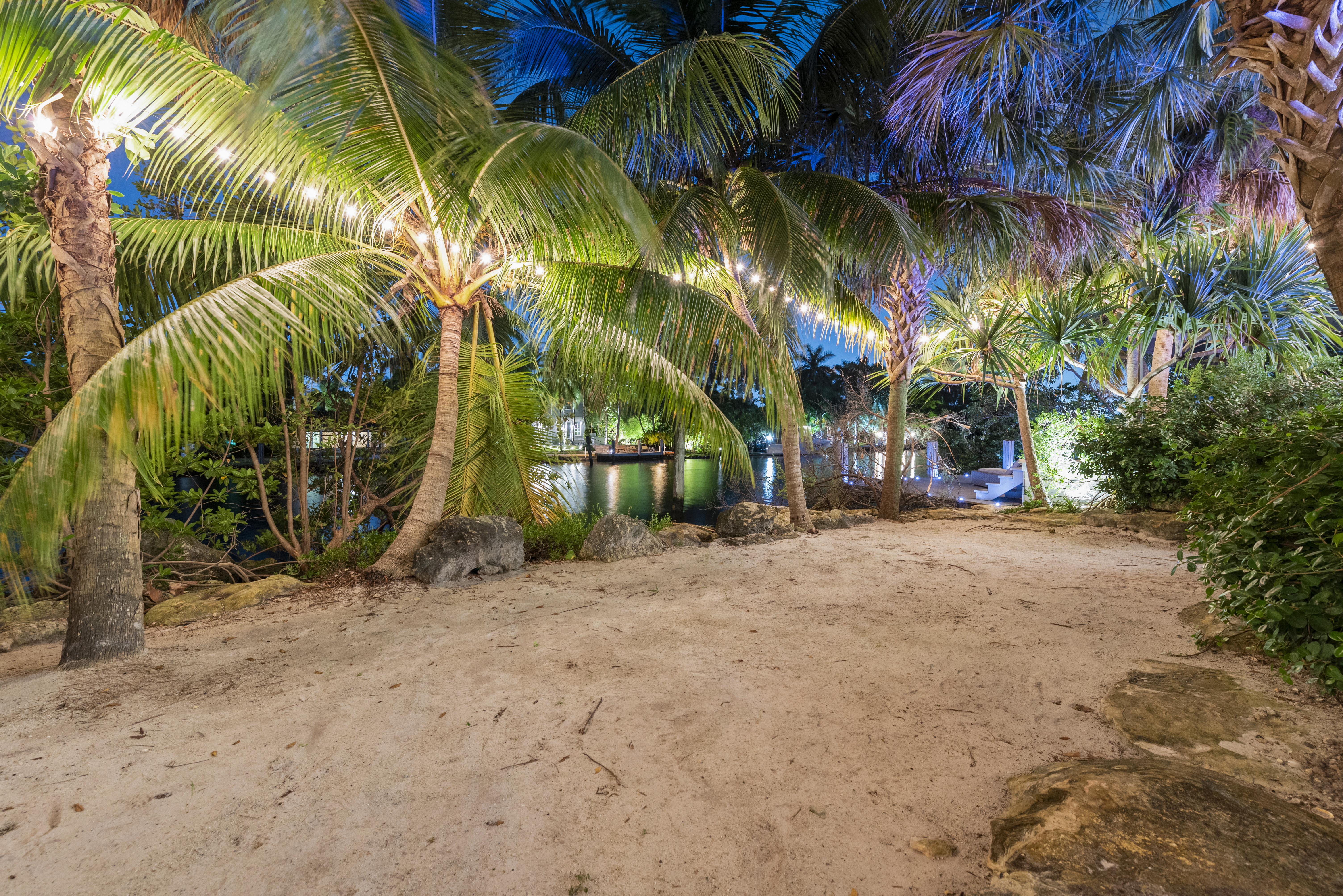 Miami Villa Balinese image #1