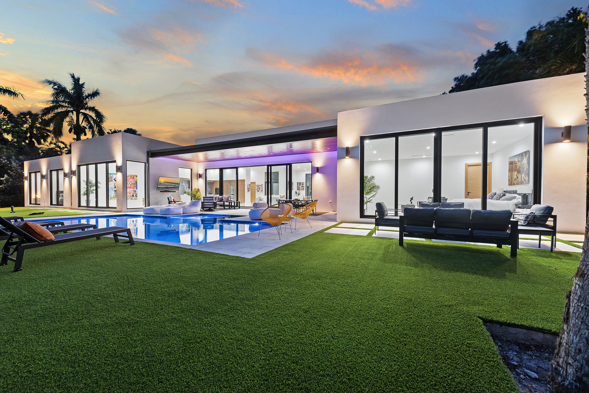 Miami Villa Pesara image #3