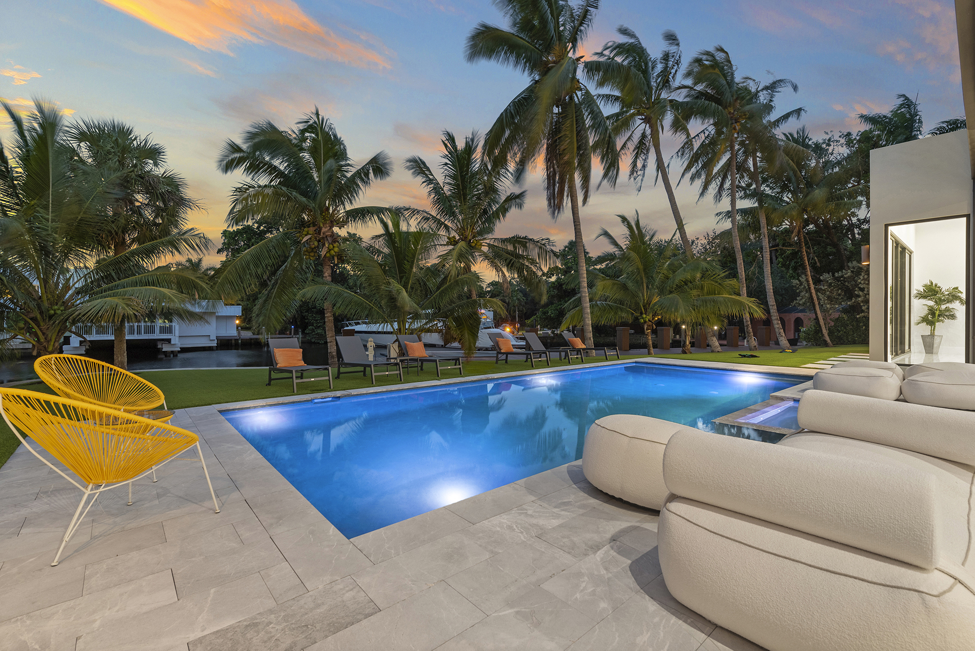 Miami Villa Pesara image #4