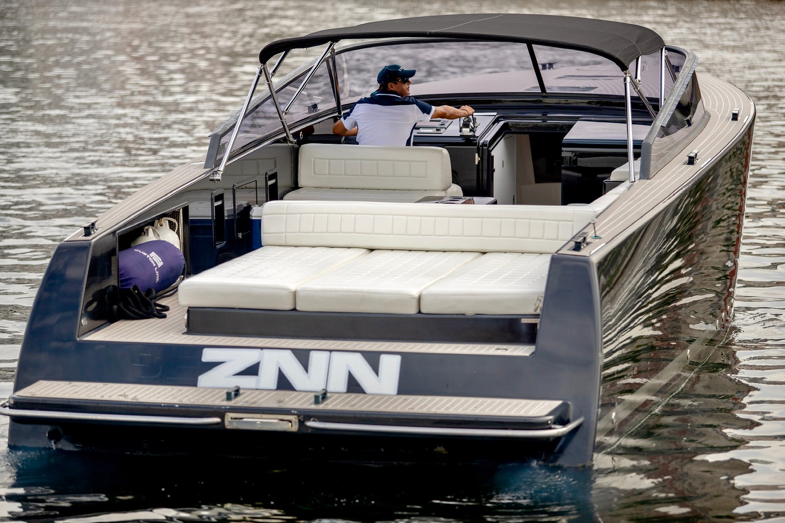 Miami 40 FT VanDutch image #4