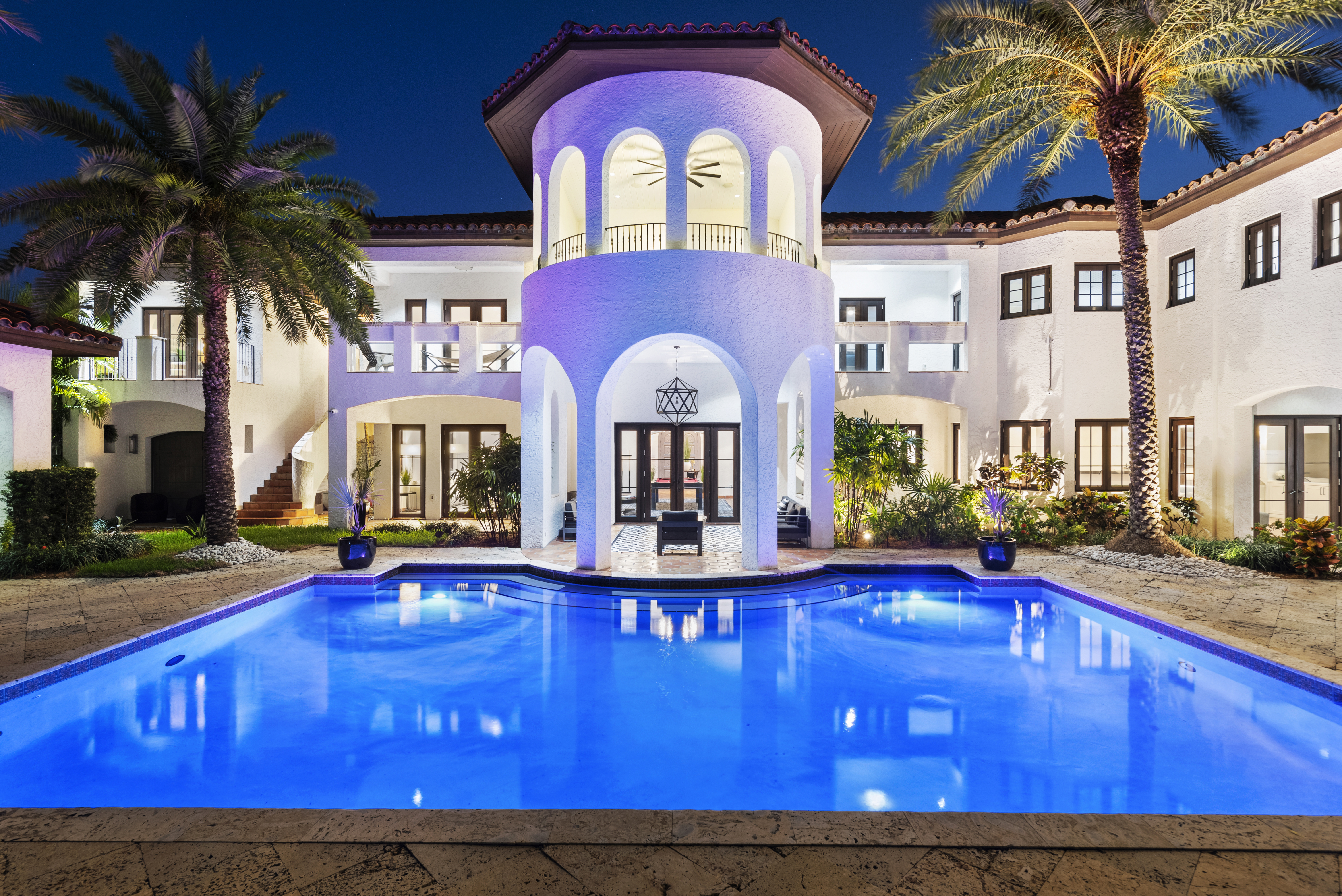 Villa Valencia luxury rental in Miami  Shores