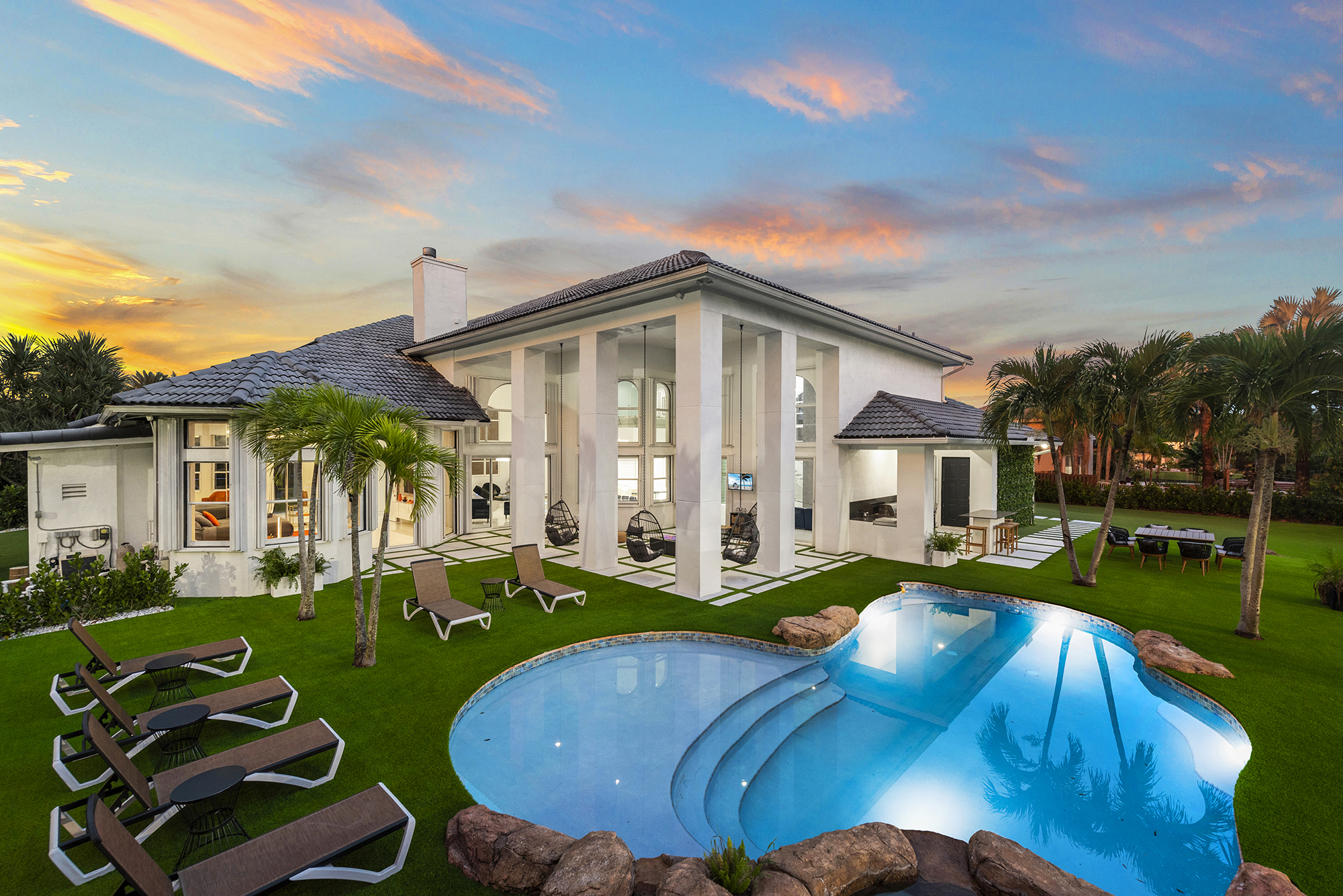 Villa Terra luxury rental in Davie