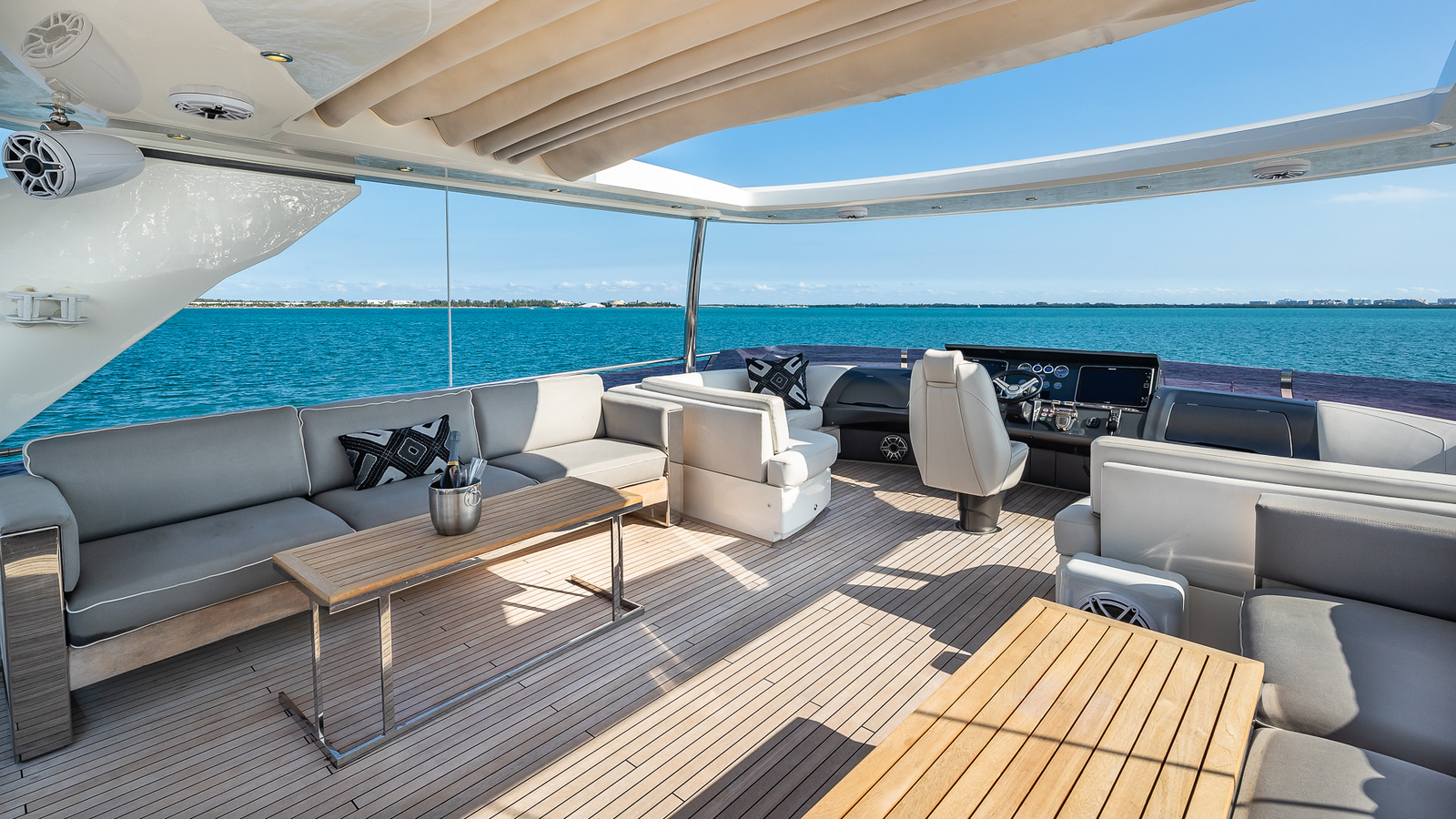 Miami 88 FT Princess image #4